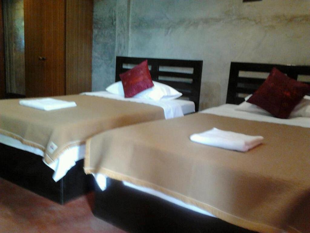 Tamarind Grand Resort Mae Sariang Pokoj fotografie