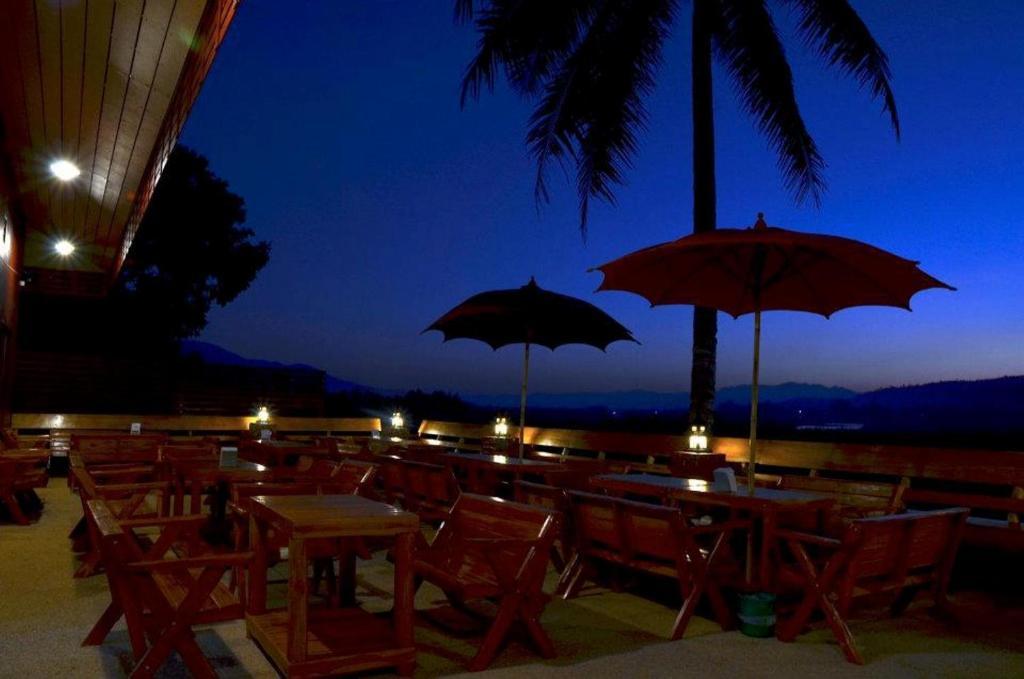 Tamarind Grand Resort Mae Sariang Exteriér fotografie